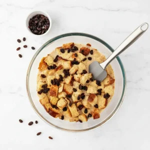 Add raisins and custard